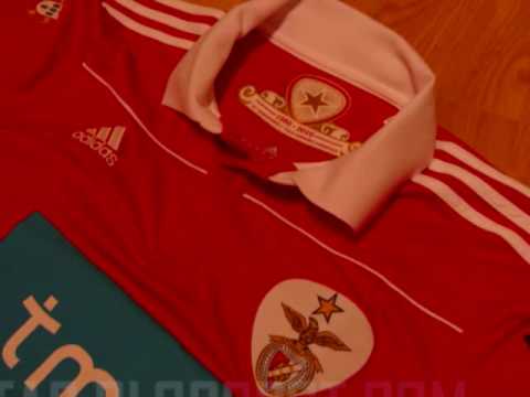 Camiseta Adidas del SL Benfica 10/11.