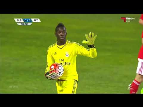 Celton Biai ● O Passaro Negro ● SL Benfica