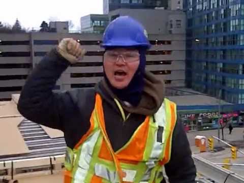 korean guy sings benfica song at work