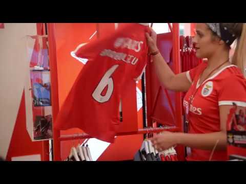 BENFICA Official Store Lisbon. Custom T-shirt, Name and Number. Lisbon2017