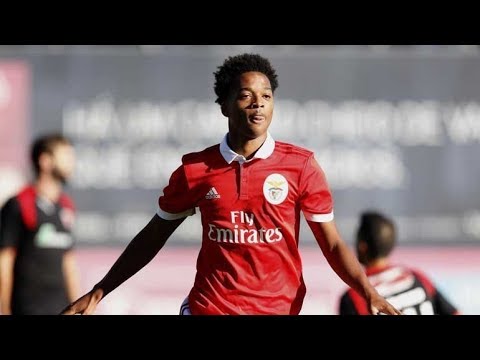 Chris Willock vs Leixões (11/04/2018)