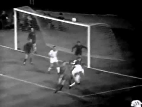 Eusébio – All touch of the ball – Benfica 1×4 Manchester United – European Champions Clubs’ Cup 1968