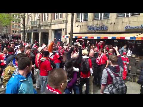 Chelsea Benfica chants