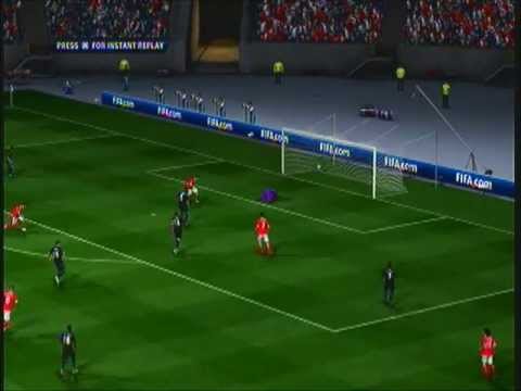 Oscar Cardozo Goal – Benfica Vs Manchester Utd – Wednesday 14th September 2011