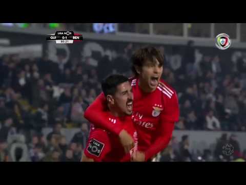 Goal | Golo Seferovic: Vitória SC 0-(1) Benfica (Liga 18/19 #18)