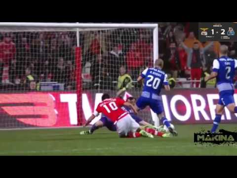 Iker Casillas  Super Saves Benfica vs FcPorto