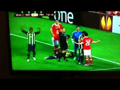 Benfica 3:1 Fenerbahce 02.05.2013 KNOCK OUT GÖKHAN GÖNÜL HIGH KICK