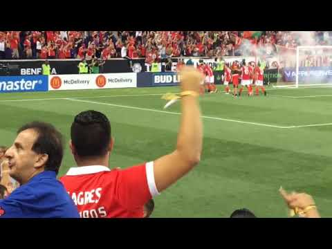 Benfica scores last-second winner against Fiorentina