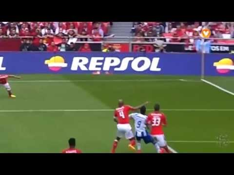Lance do S.L.Benfica vs F.C.Porto – 43´
