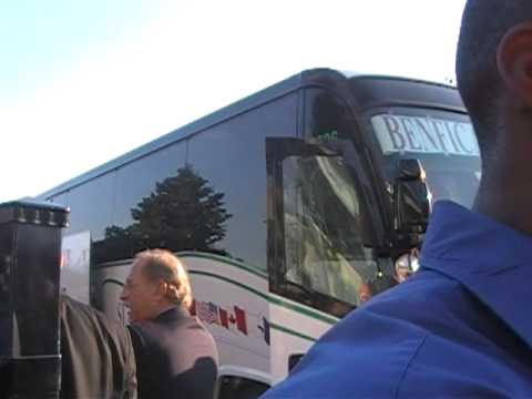 Benfica V Celtic 2009 – Benfica coming off the bus
