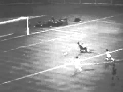 George Best Goal – Sport Lisboa e Benfica 1 Manchester United 4 – 1968 European Cup Final